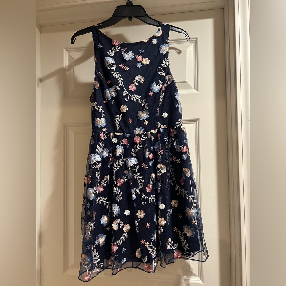 This causal little girls Size large navy blue dress by speechless